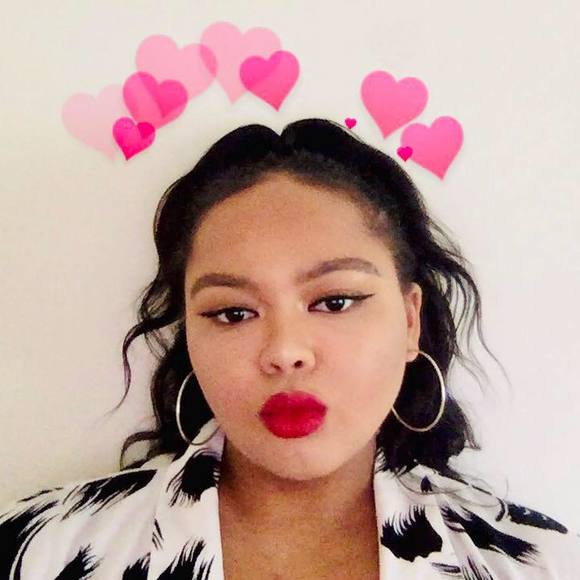 Meet your Posher, Danielle - Picture 1 of 1